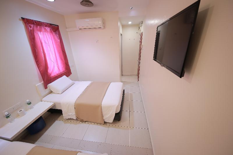 Skudai Hotel Universiti Teknologi Malaysia by ZUZU