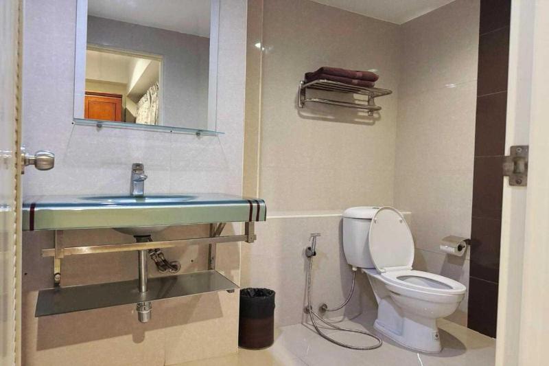 Collection O VResotel image