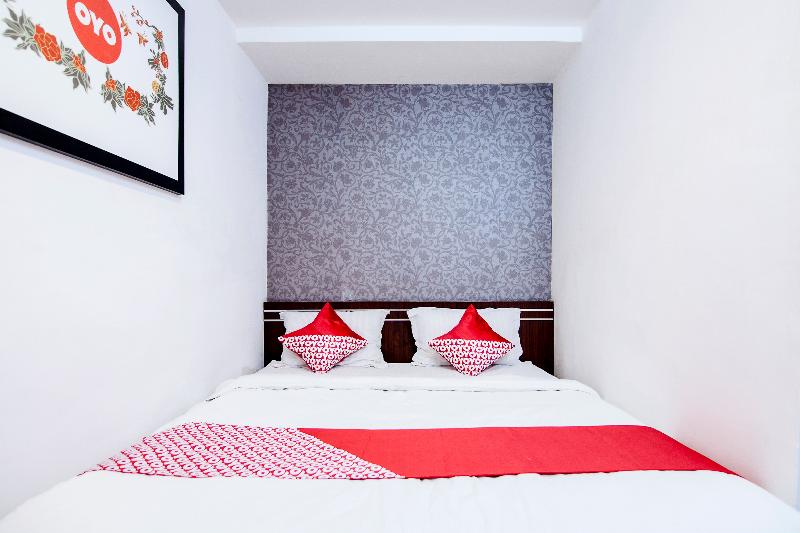 OYO 526 Hotel Best 5
