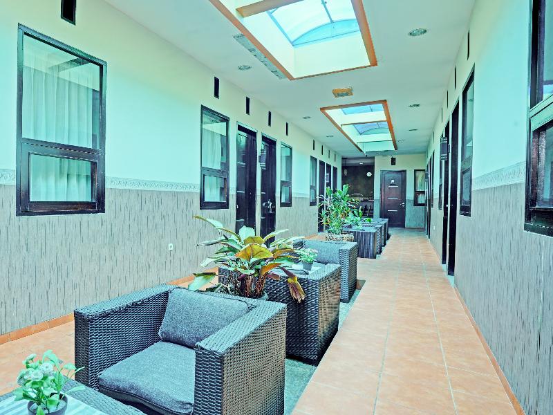Hotel O Padang City Center Near Pantai Padang image