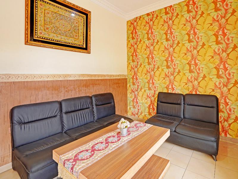Hotel O Padang City Center Near Pantai Padang image