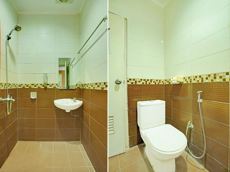 Hotel O Padang City Center Near Pantai Padang image
