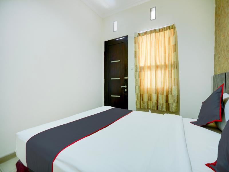 Hotel O Padang City Center Near Pantai Padang image