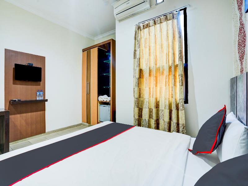 Hotel O Padang City Center Near Pantai Padang image