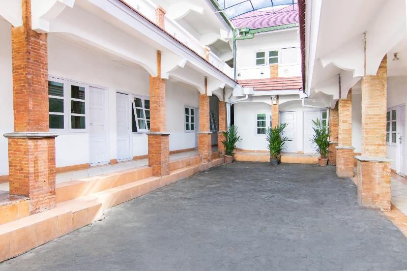 OYO 966 Dinda Guesthouse