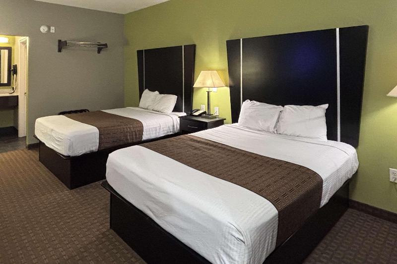 Rodeway Inn image