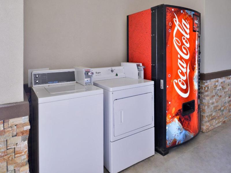 Americas inn and Suites IAH North