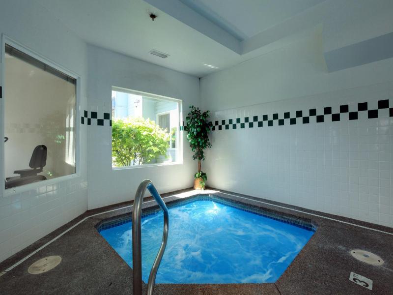 AmericasBestValueInn SuitesForest GroveHillsboro image