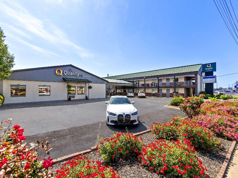 Quality Inn Lawrenceburg TN image