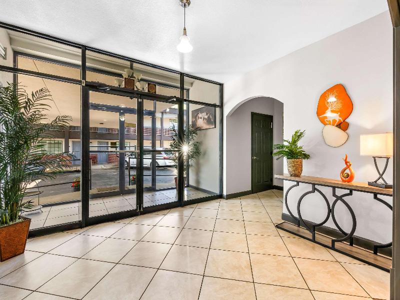 Quality Inn Lawrenceburg TN image