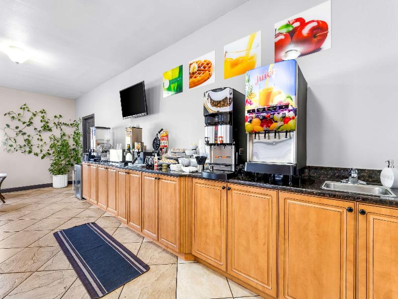 Quality Inn Lawrenceburg TN image 1