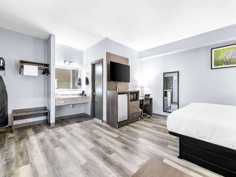 Quality Inn Lawrenceburg TN image