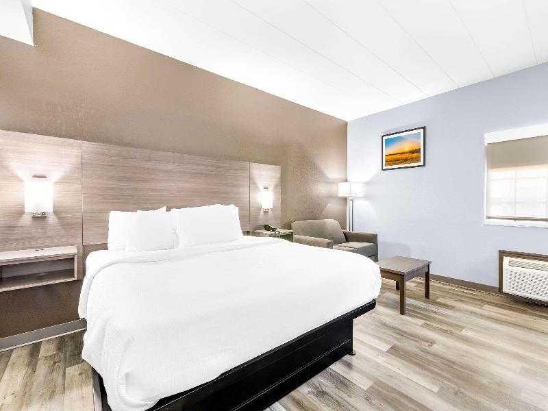 Quality Inn Lawrenceburg TN image
