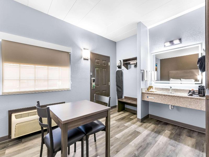 Quality Inn Lawrenceburg TN image
