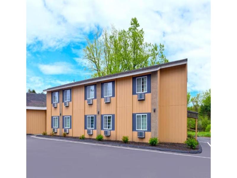 Americas Best Value Inn Putnam image