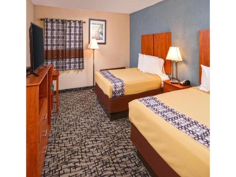 Americas Best Value Inn Putnam image