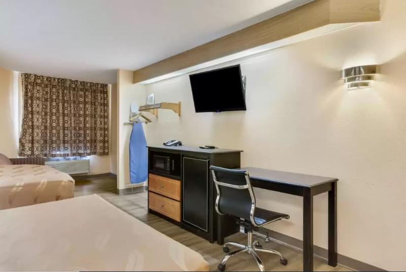 Quality Inn Lees Summit - Kansas City image