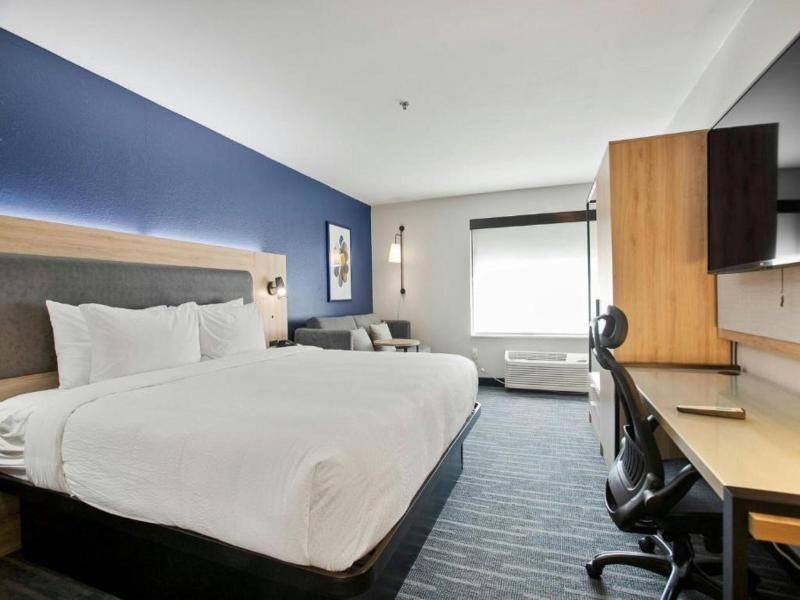 Best Western Plus Duluth/ Sugarloaf image