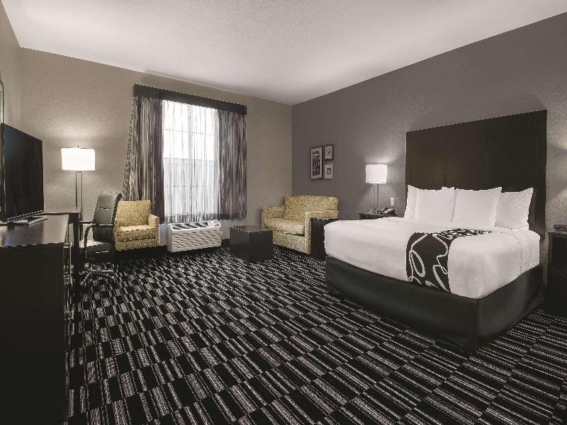 La Quinta Inn Suites Fort Worth West I 30 image