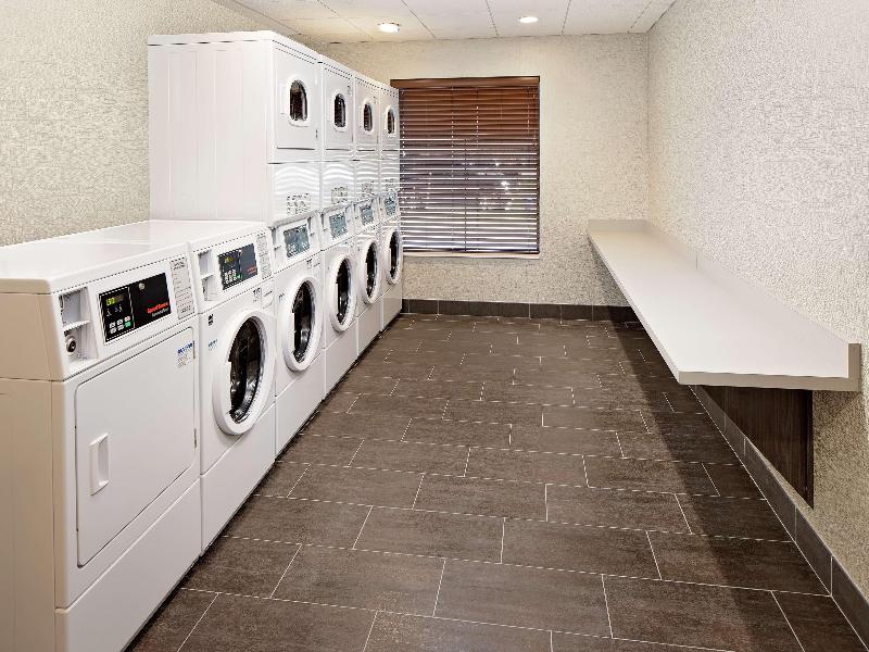 Homewood Suites By Hilton Ronkonkoma — general view