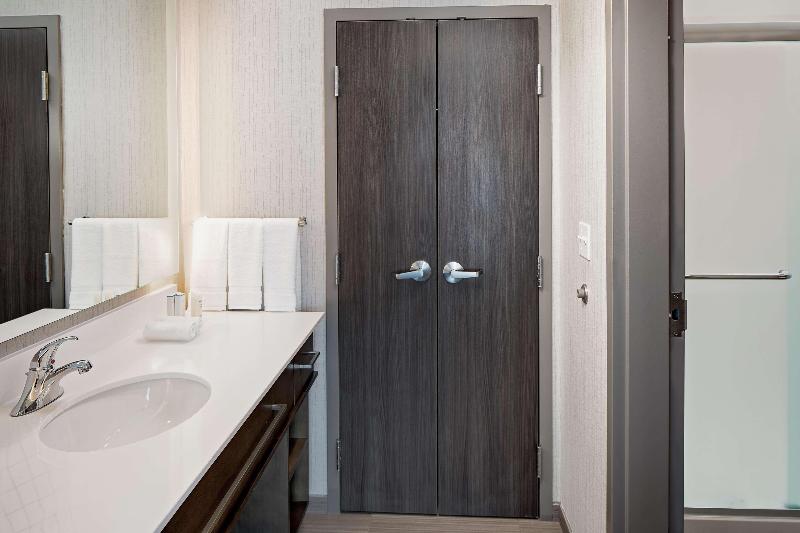 Homewood Suites By Hilton Ronkonkoma image