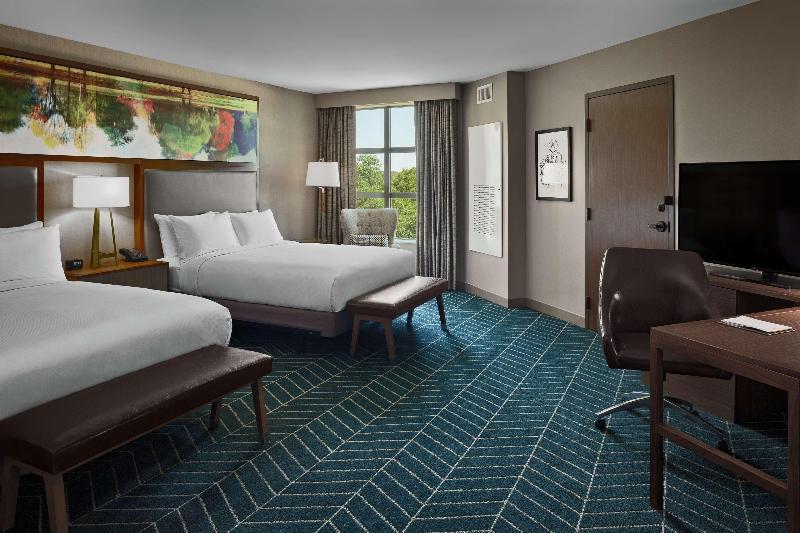 The Bevy Hotel Boerne - A Doubletree By Hilton image