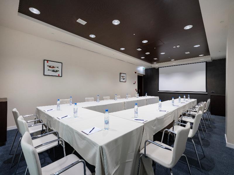 Doubletree By Hilton Pointe Noire image