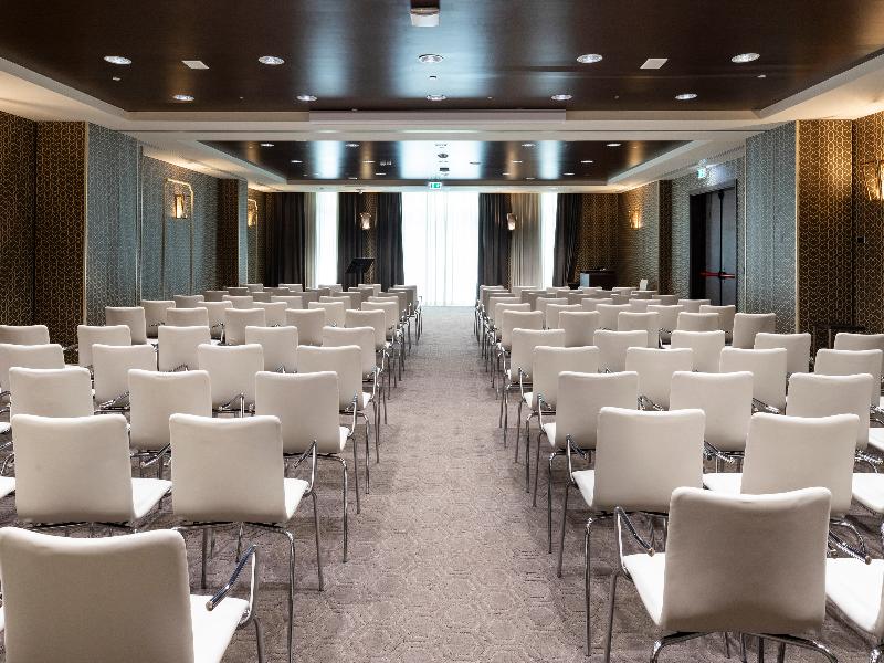 Doubletree By Hilton Pointe Noire image