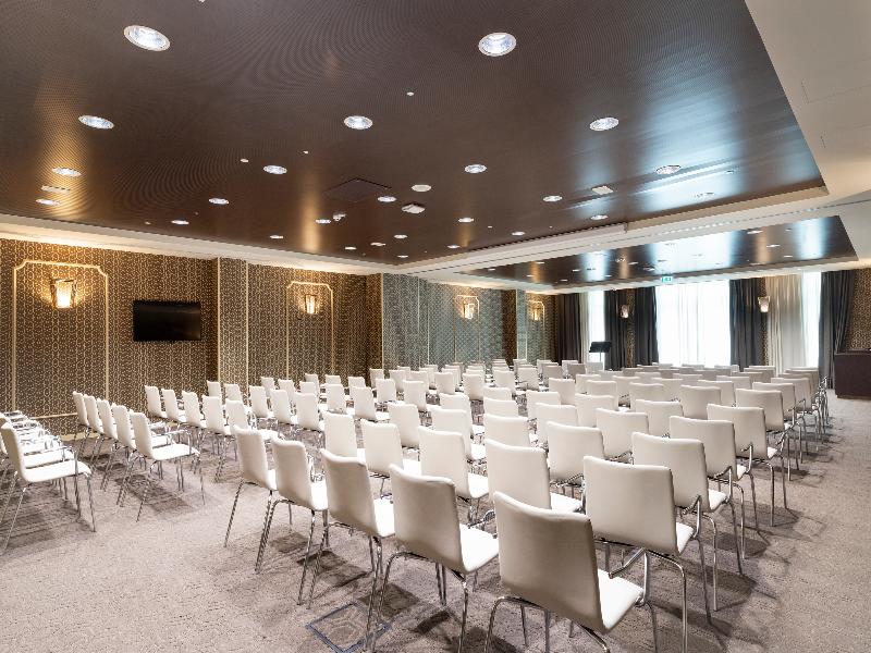 Doubletree By Hilton Pointe Noire image