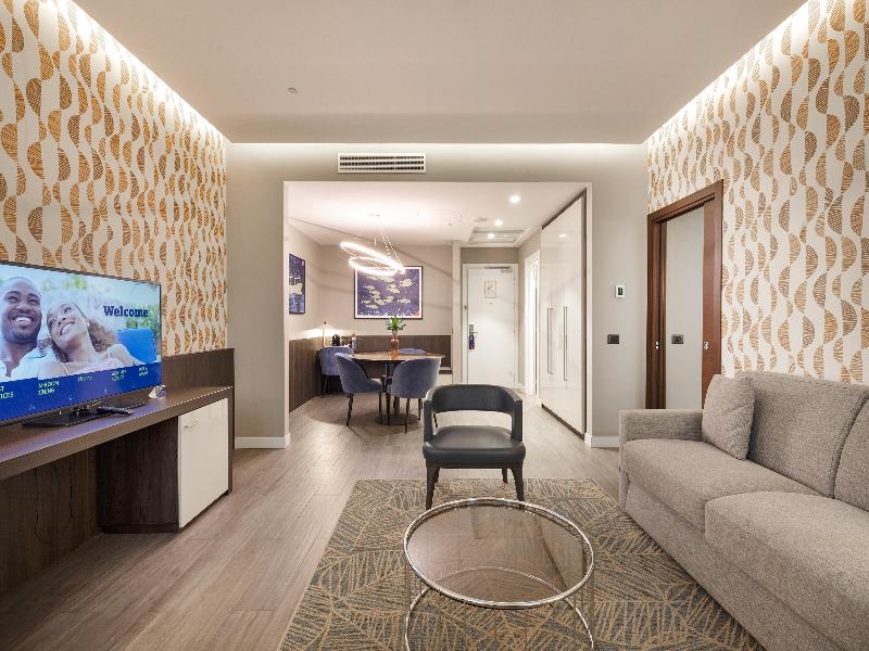 Doubletree By Hilton Pointe Noire image