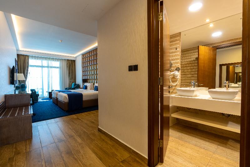 Mirage Bab Al Bahr Hotel image