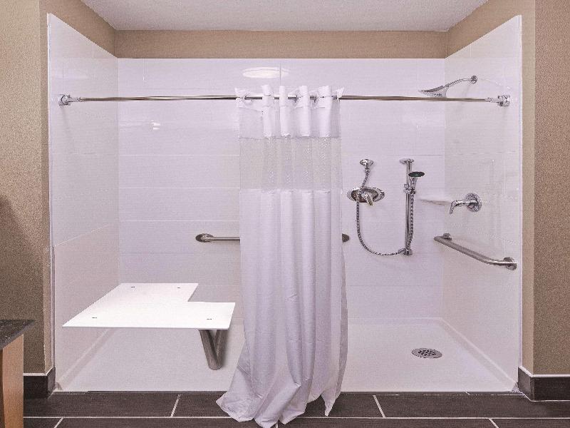 La Quinta Inn Suites Wichita Falls Msu Area image