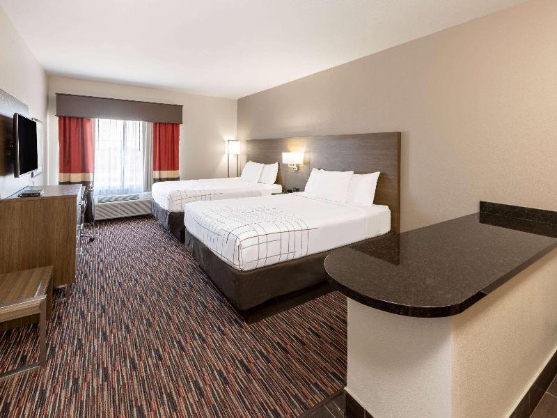 La Quinta Inn Suites Wichita Falls Msu Area image