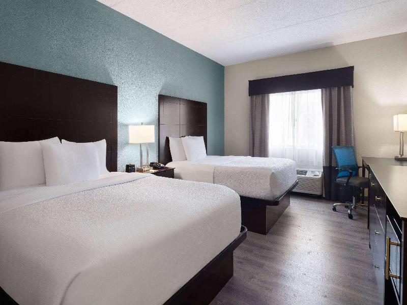 QUADRUPLE Accessible-Two Queen Beds