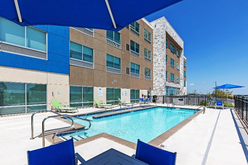 Holiday Inn Express & Suites Purcell image