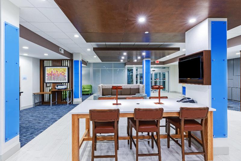 Holiday Inn Express & Suites Purcell image