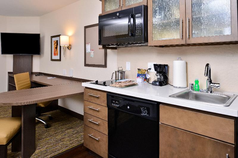 Candlewood Suites Lodi photo 17