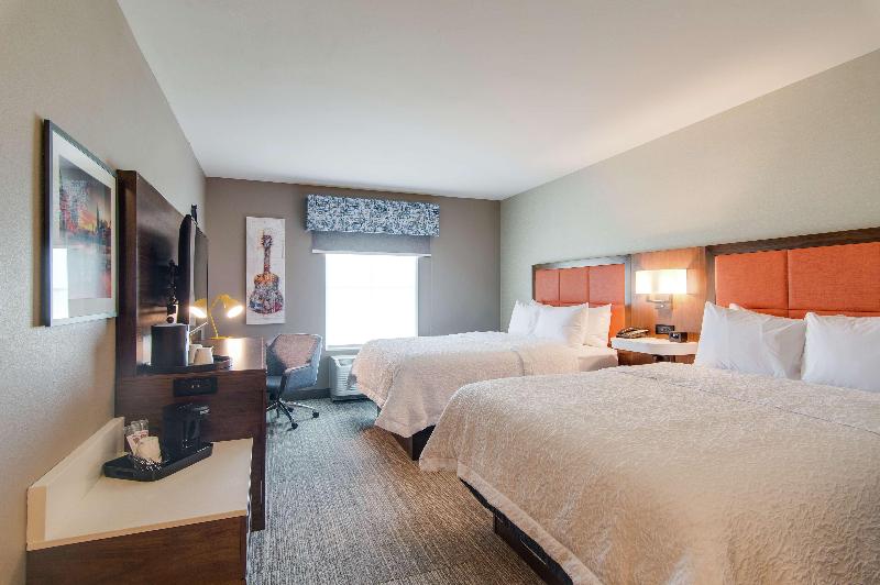 Hampton Inn Suites Nashville North Skyline Center image