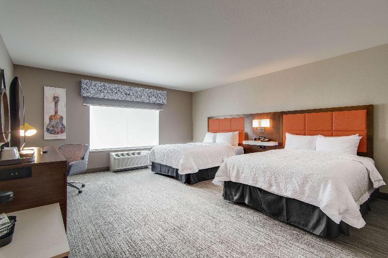 Hampton Inn Suites Nashville North Skyline Center image