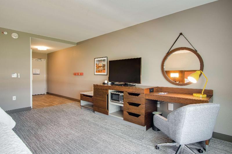 Hampton Inn Suites Nashville North Skyline Center image