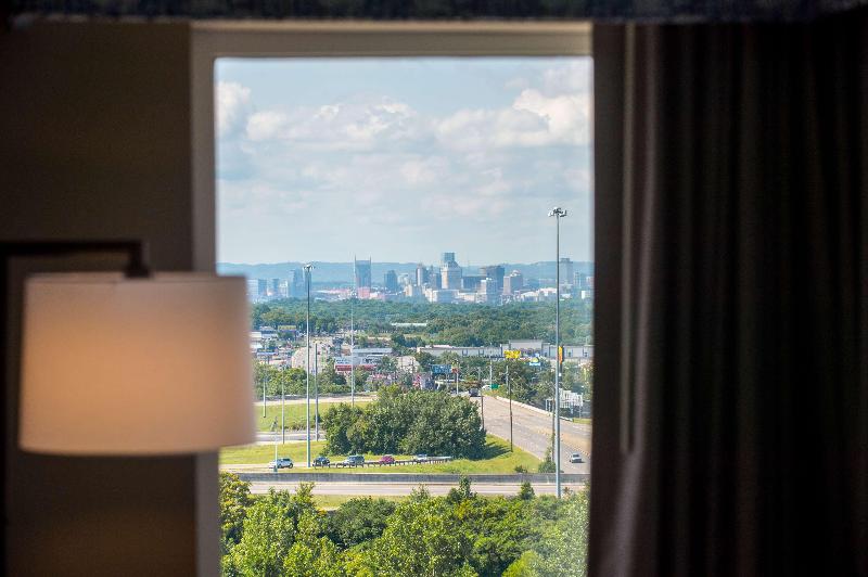 Hampton Inn Suites Nashville North Skyline Center image