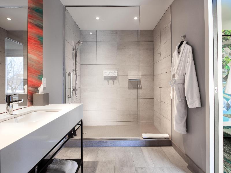 Canvas Moncton, Tapestry Collection by Hilton image