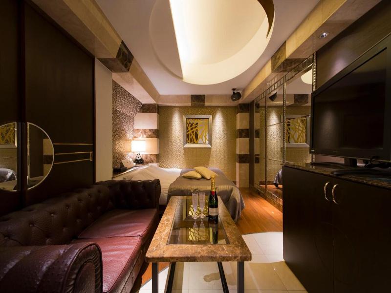 Hotel The Hotel - Shinjuku kabukicho - Adult Only image