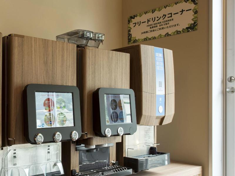 Capsule Hotel Anshin Oyado Premier Tokyo Shinjuku image