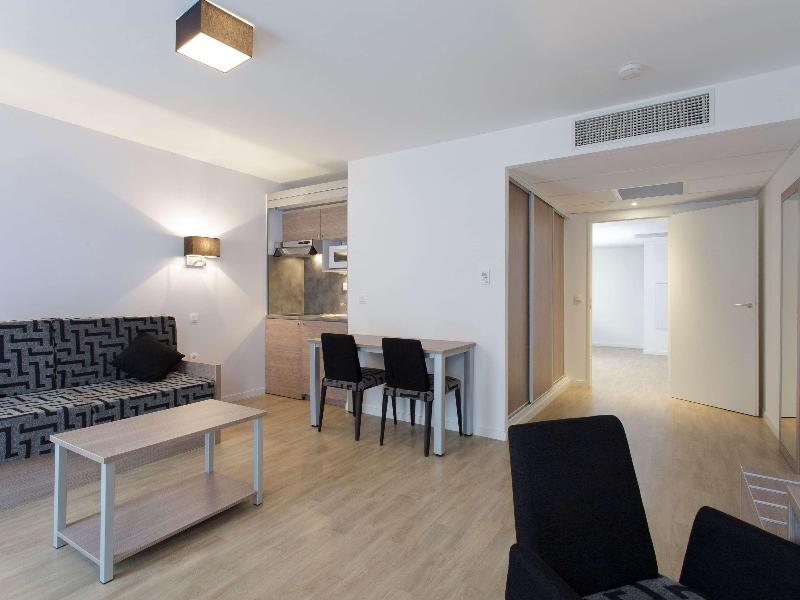Aparthotel Adagio Access Massy Palaiseau image