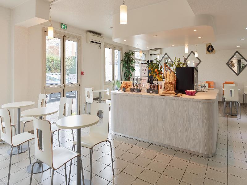 Premiere Classe Rosny-Sous-Bois image
