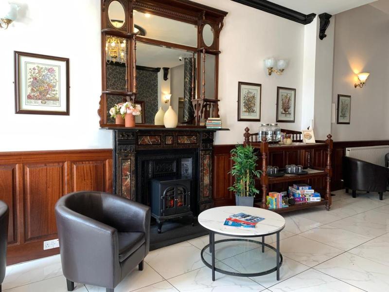 Donard Hotel image