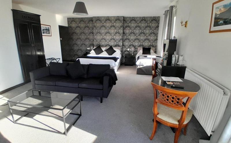 Donard Hotel image