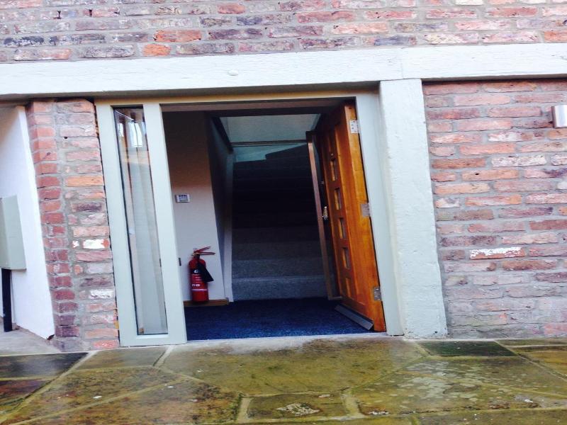 York Apart Hotel image