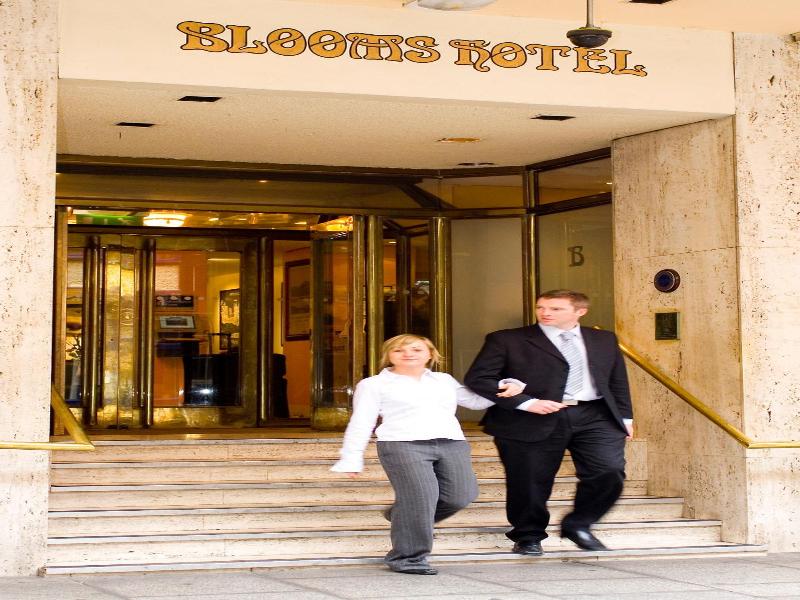 Blooms Hotel image